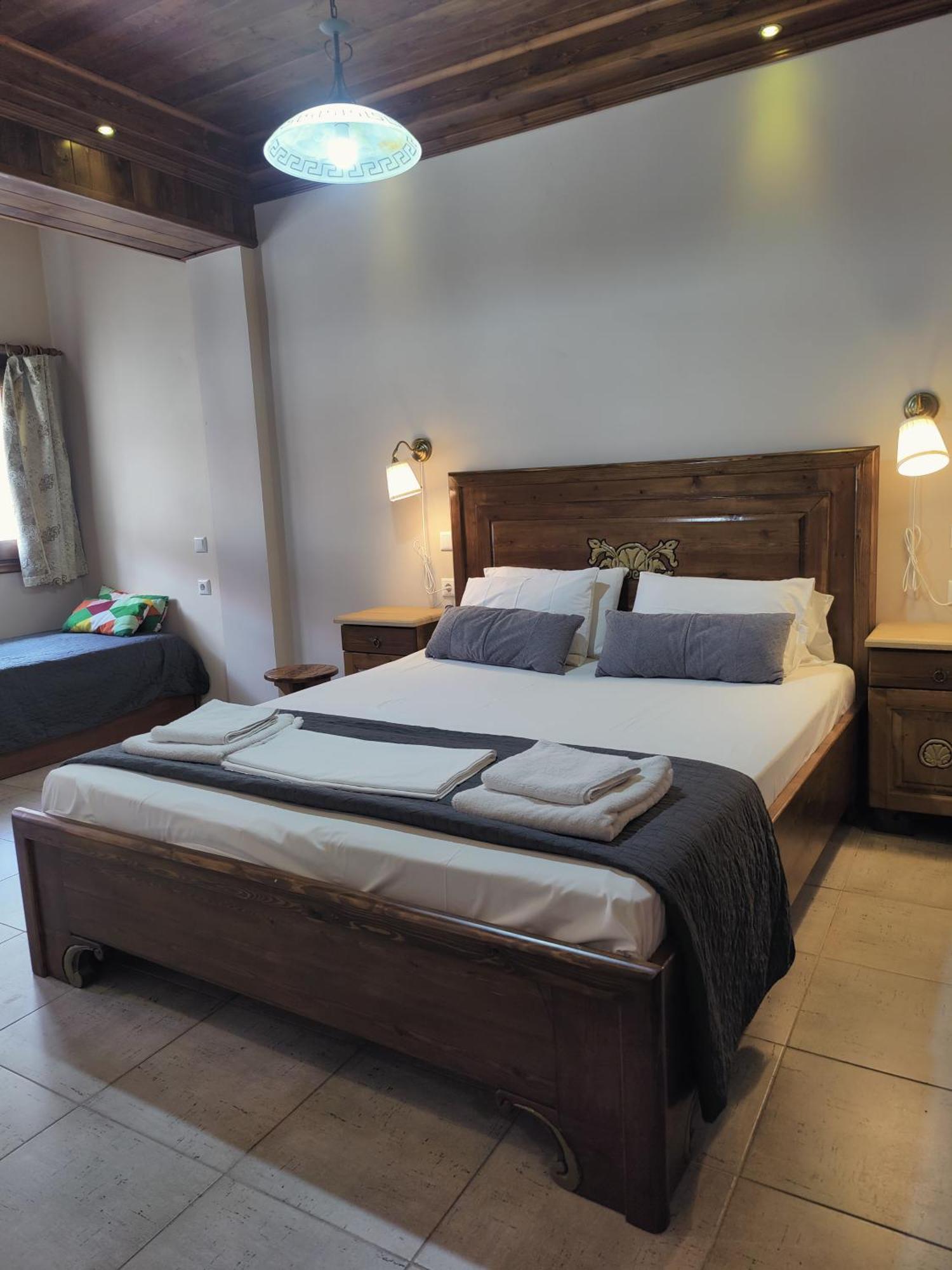 Guesthouse Theodorou Eláti Buitenkant foto