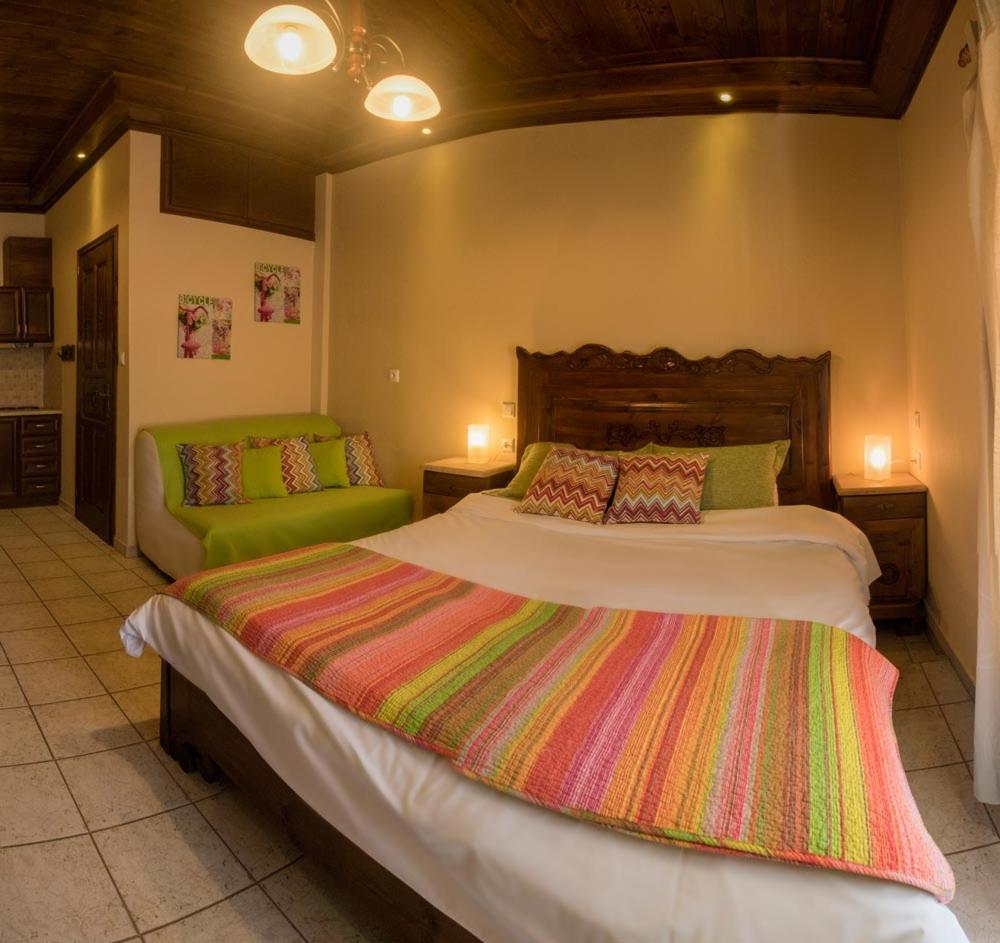 Guesthouse Theodorou Eláti Buitenkant foto